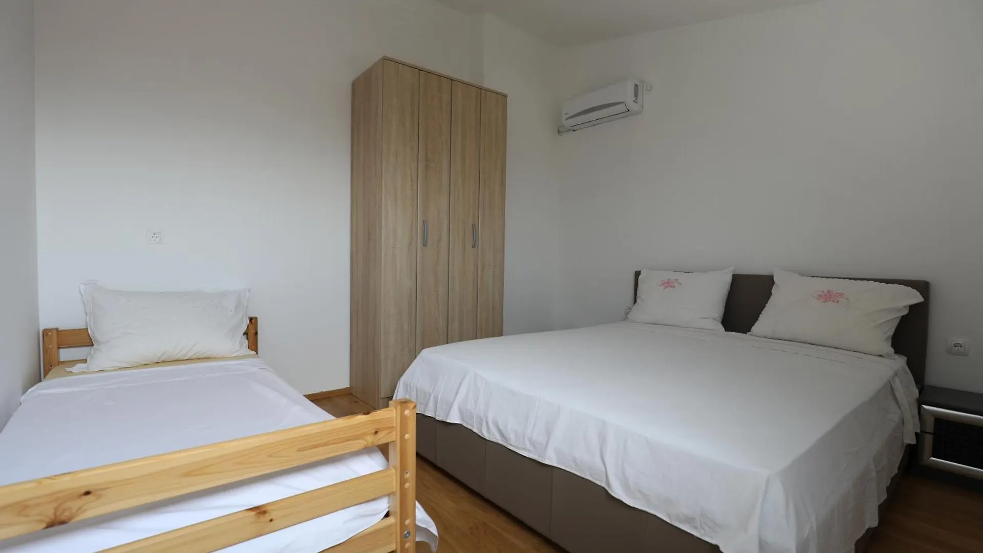 Apartment Kokic Sukošan 0*,